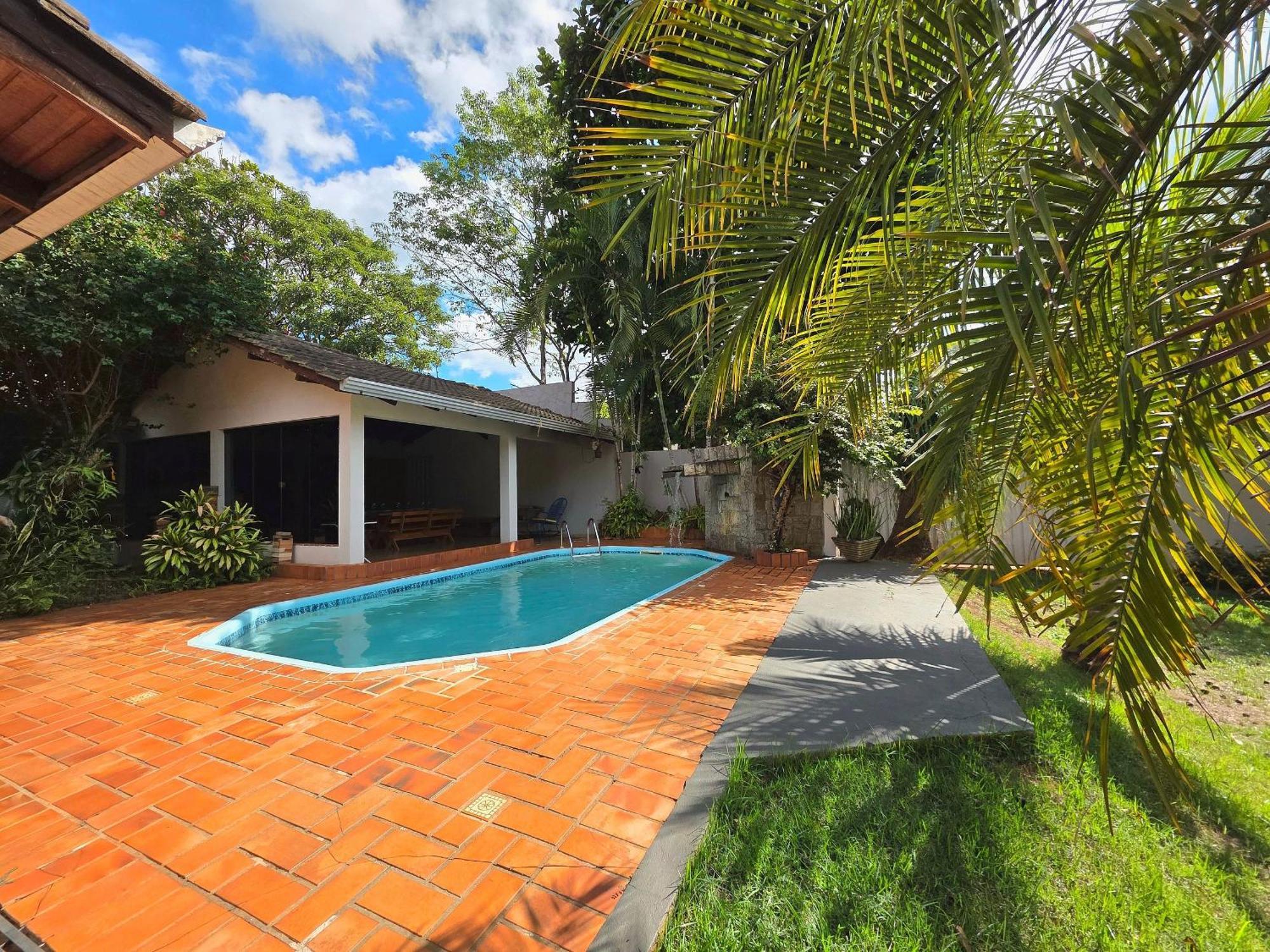 Casa de férias 7 Quartos - ótima área De Lazer Prox Centro E Cataratas *