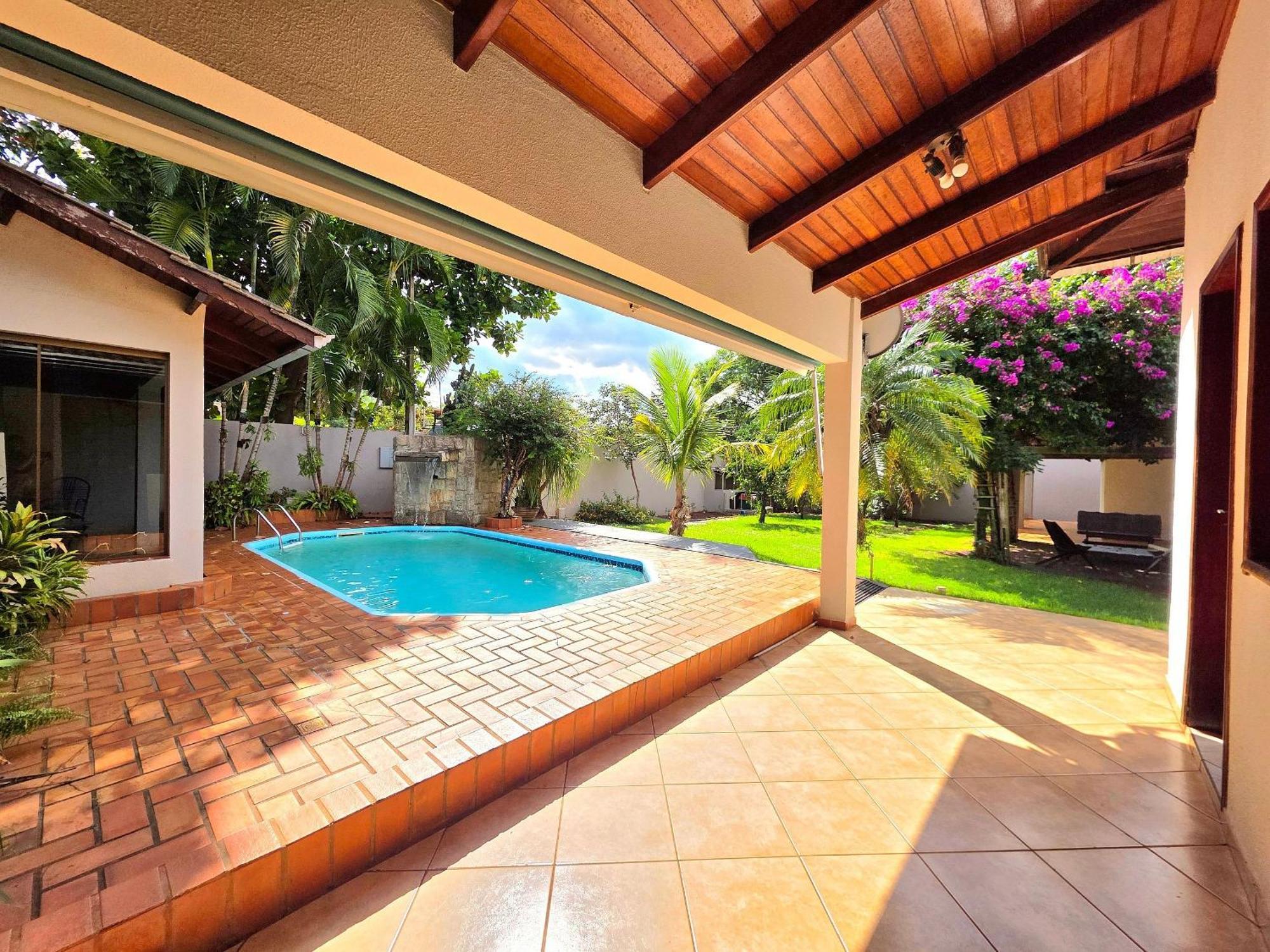 7 Quartos - ótima área De Lazer Prox Centro E Cataratas Casa de férias