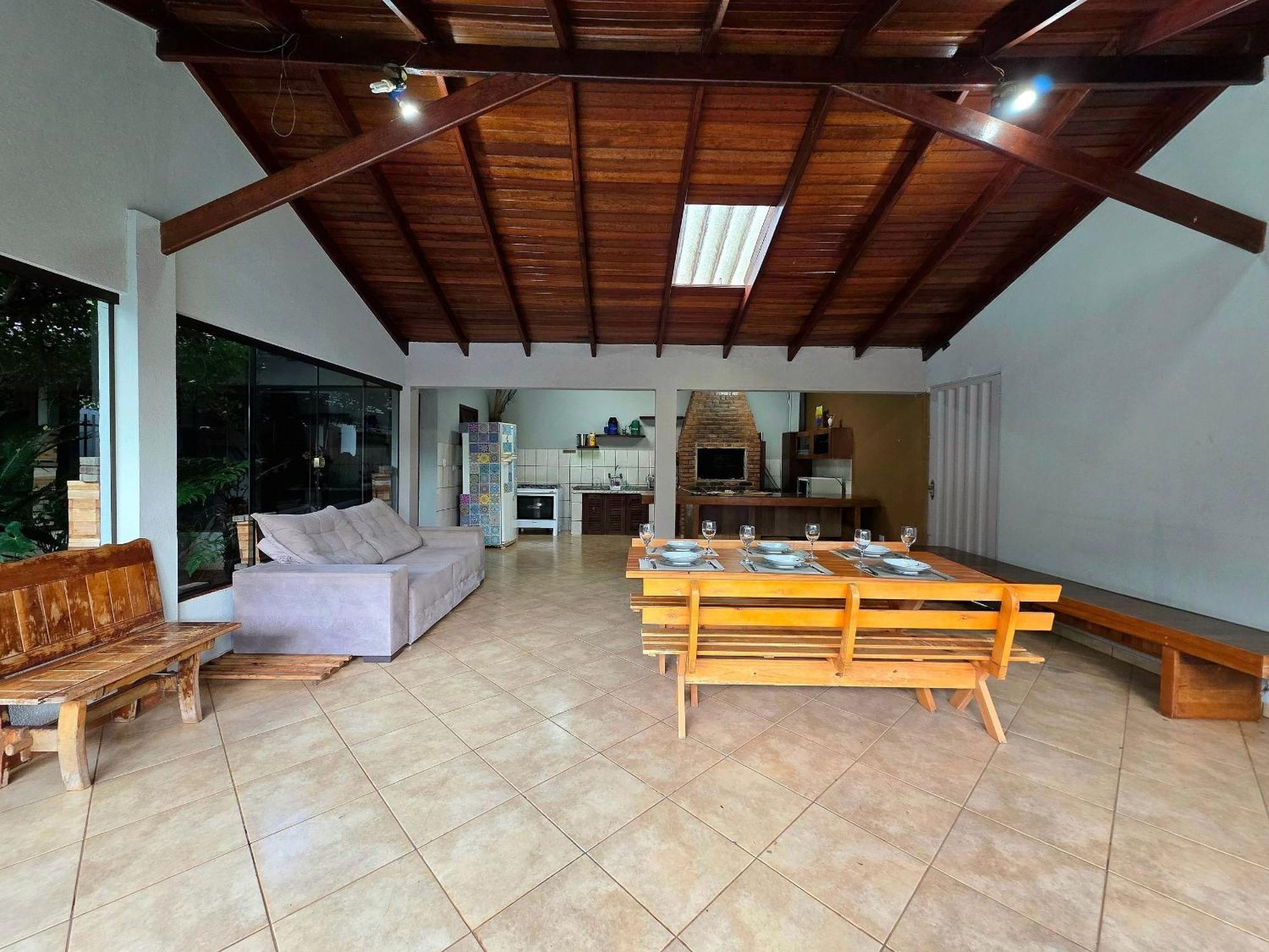 Casa de férias 7 Quartos - ótima área De Lazer Prox Centro E Cataratas *