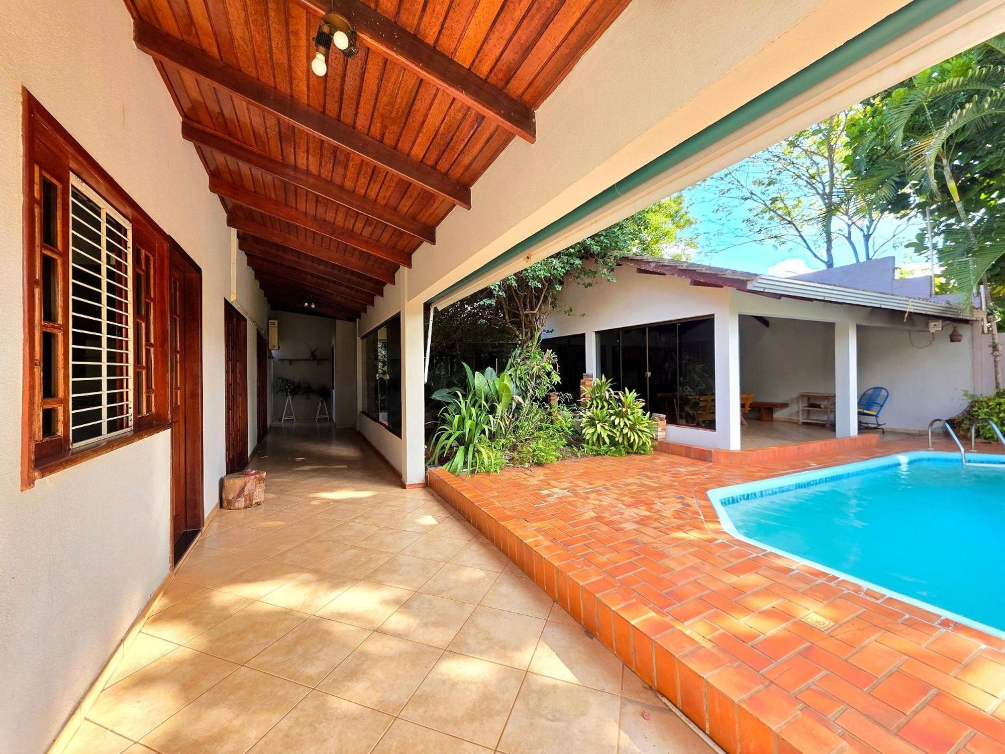 Casa de férias 7 Quartos - ótima área De Lazer Prox Centro E Cataratas